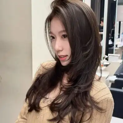 韦玲